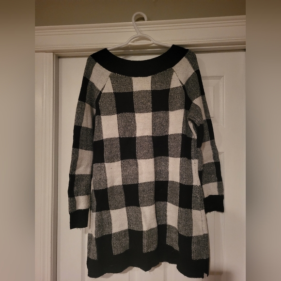 Tunic/long length sweater - Picture 2 of 3